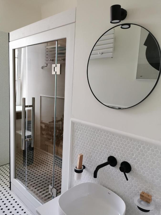 Apartament Podoficerski Z Sauna-Fvat, Parking Puławy المظهر الخارجي الصورة